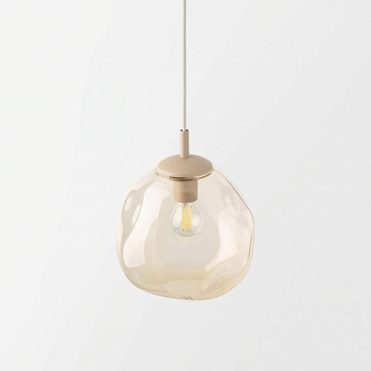 Close view of the cognac glass on the LAVA Medium shade